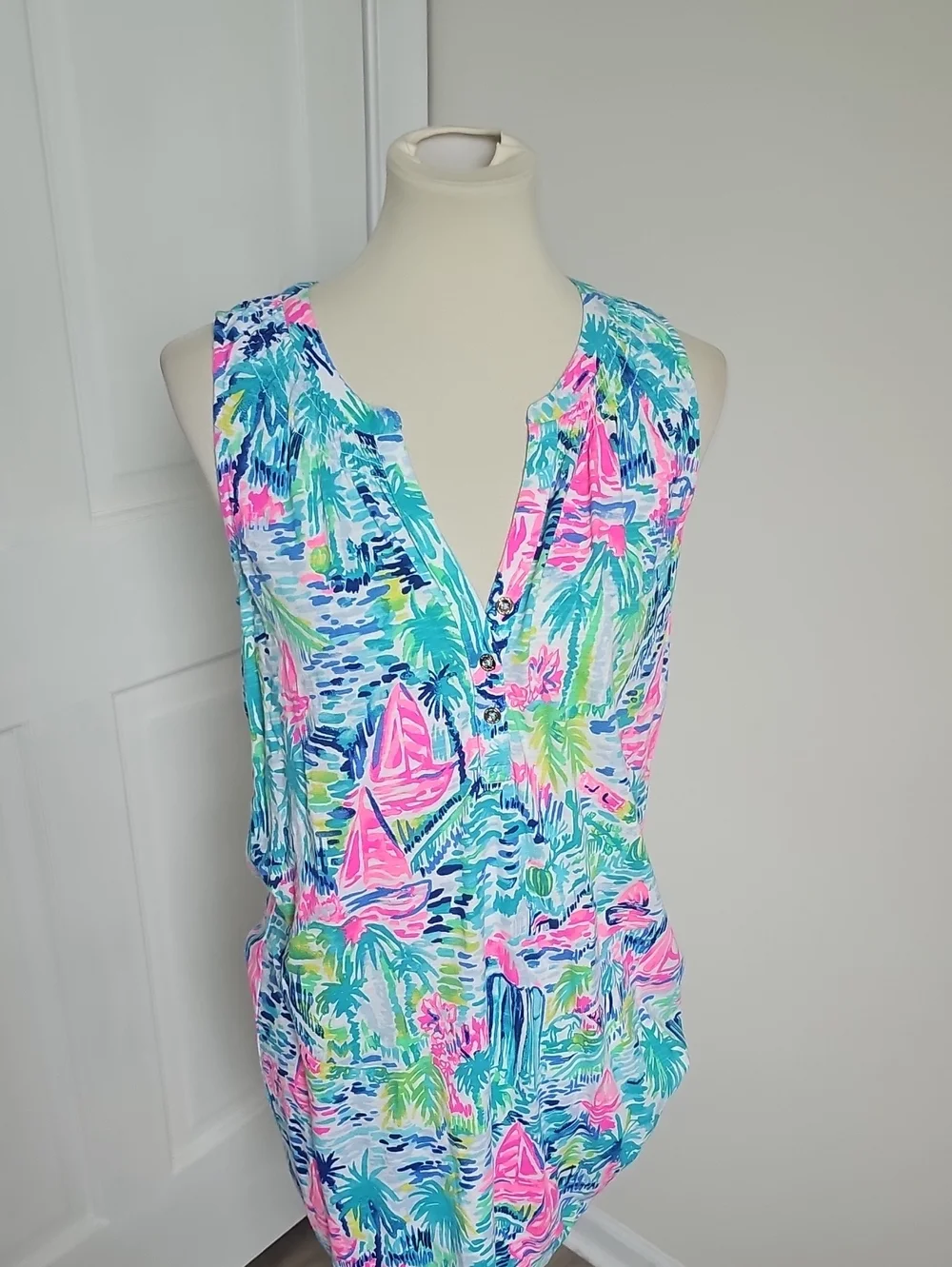 Pair Of Lilly Pulitzer lightweight Dresses Size M Sailboats EUC - Picture 6 of 8